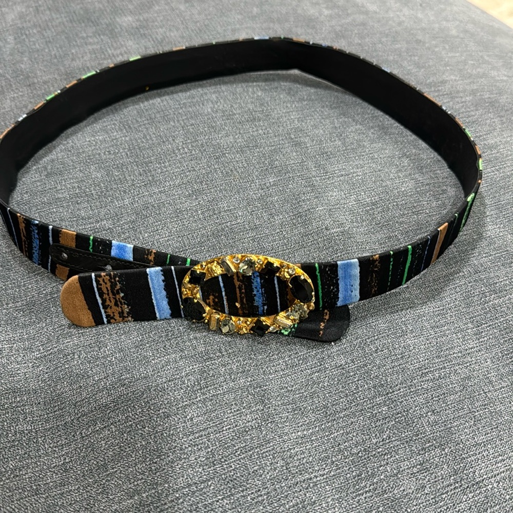 Womans Gianni Versace belt fits size 26 Waist
